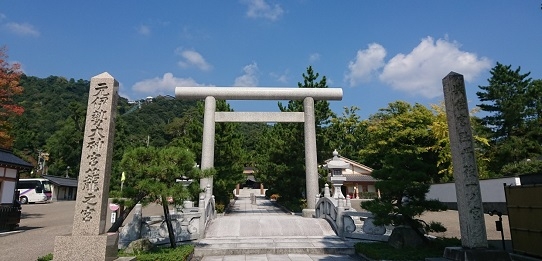 練馬区、中村橋・富士見台、サヤン鍼灸院・接骨院ブログ、本伊勢籠神社門１