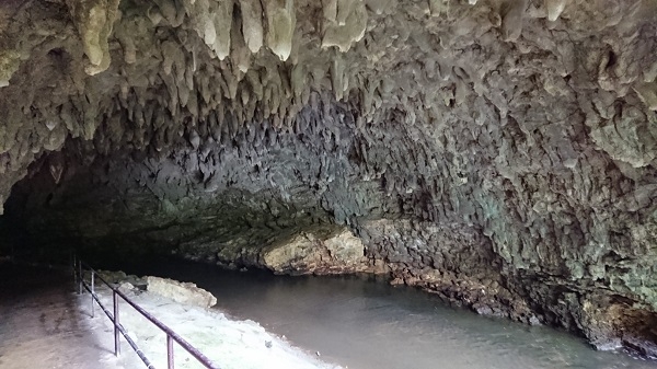 練馬区、中村橋・富士見台、サヤン鍼灸院・接骨院ブログ、ガンガラーの谷、イキガ洞内部１