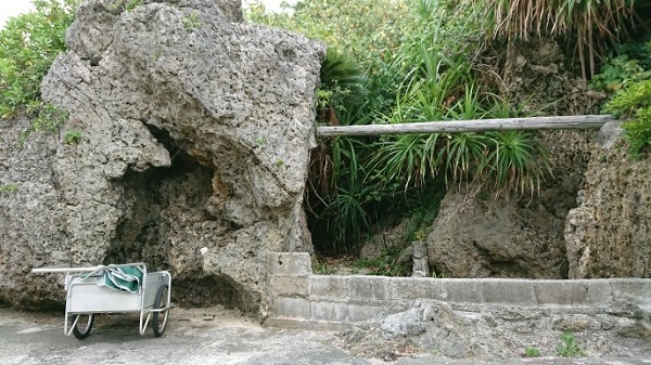 練馬区、中村橋・富士見台、サヤン鍼灸院・接骨院ブログ、浜比嘉島、アマンジ右の道