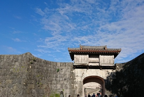 練馬区、中村橋・富士見台、サヤン鍼灸院・接骨院ブログ、首里城公園、歓会門